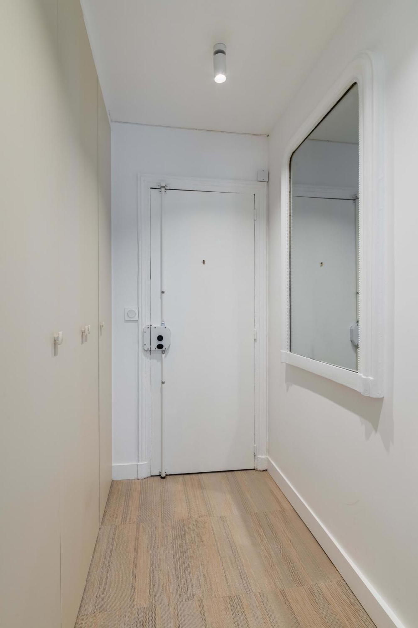 Grand Studio Refait A Neuf Paris 16 - 4P - Flat-Guest Exterior photo
