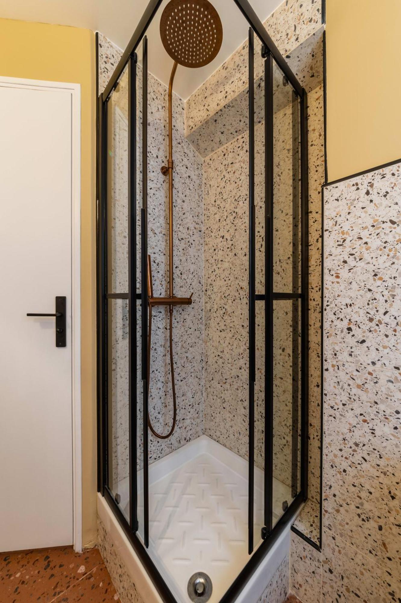 Grand Studio Refait A Neuf Paris 16 - 4P - Flat-Guest Exterior photo